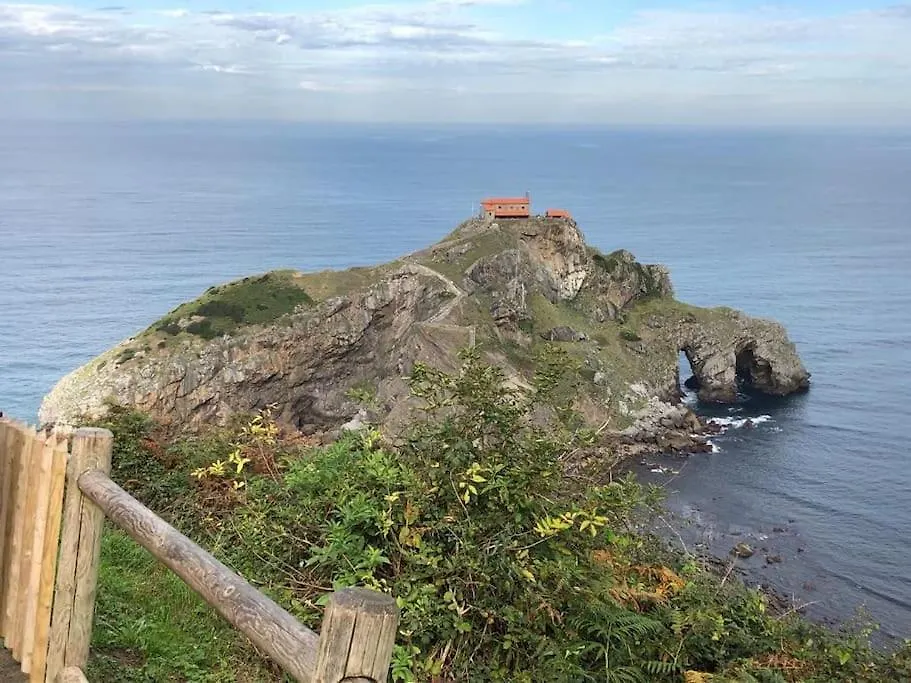 House With Garden 10 Min Walk To The Beach Getxo Tatil Evi